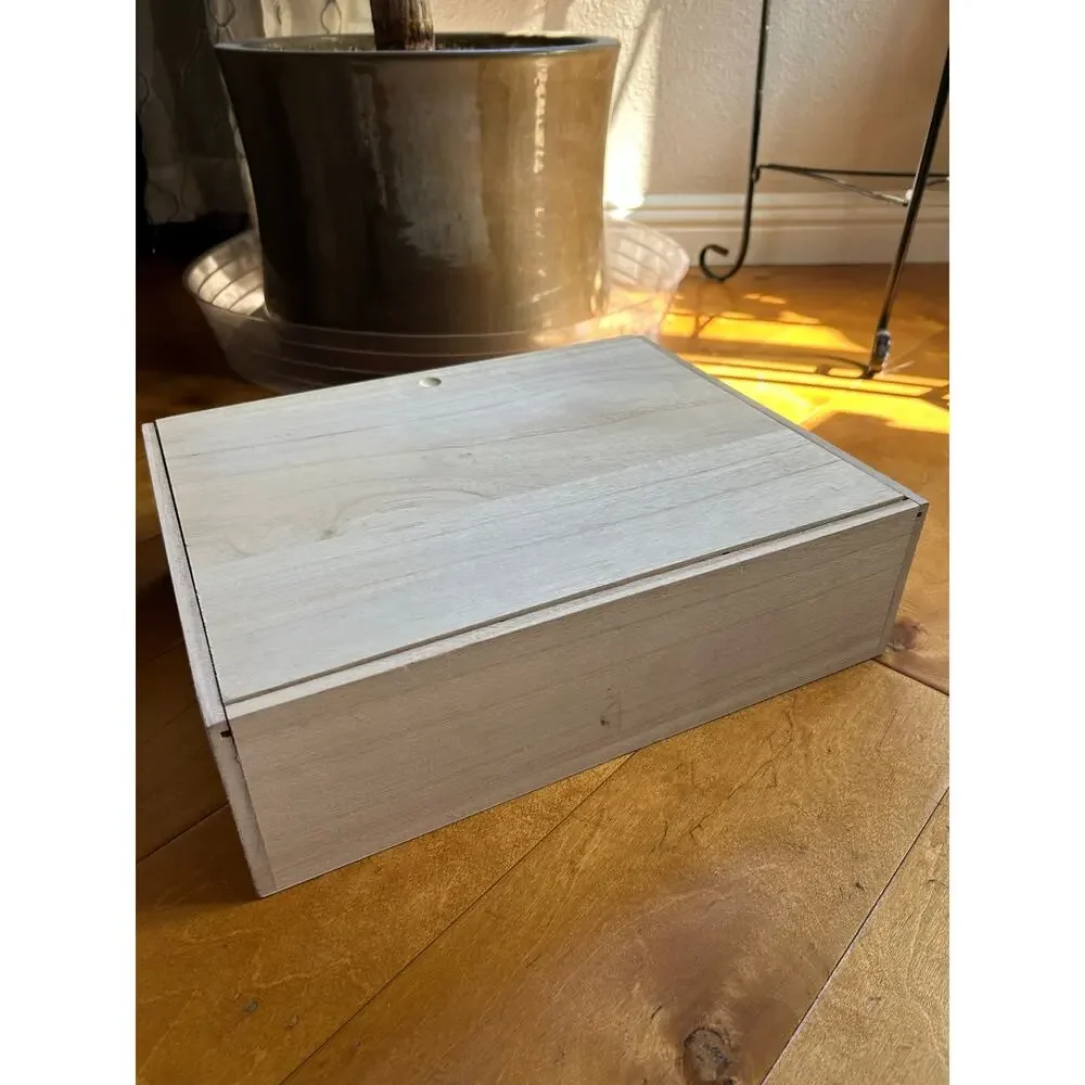 Williams Sonoma wooden gift box crate empty
